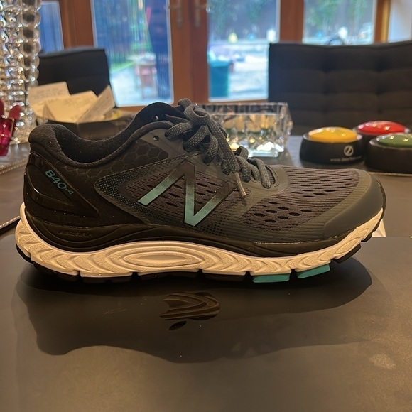 New Balance 840v4 Women's Size 7.5 Dark Grey Blue - Picture 8 of 8